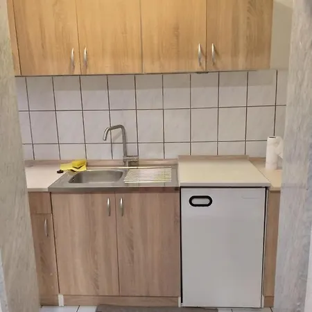 Studio-garsonjera * Široki Brijeg